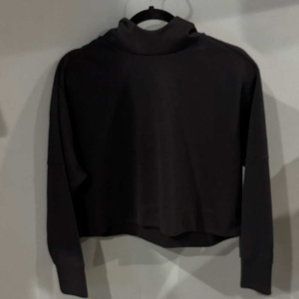 Adidas Black Women's Cropped hooded Sweatshirt size medium - Picture 2 of 5